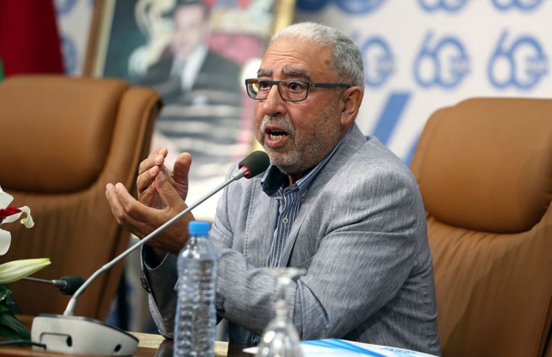 محمد الاشعري الشاعر والروائي والصحافي ومن ثم الوزير