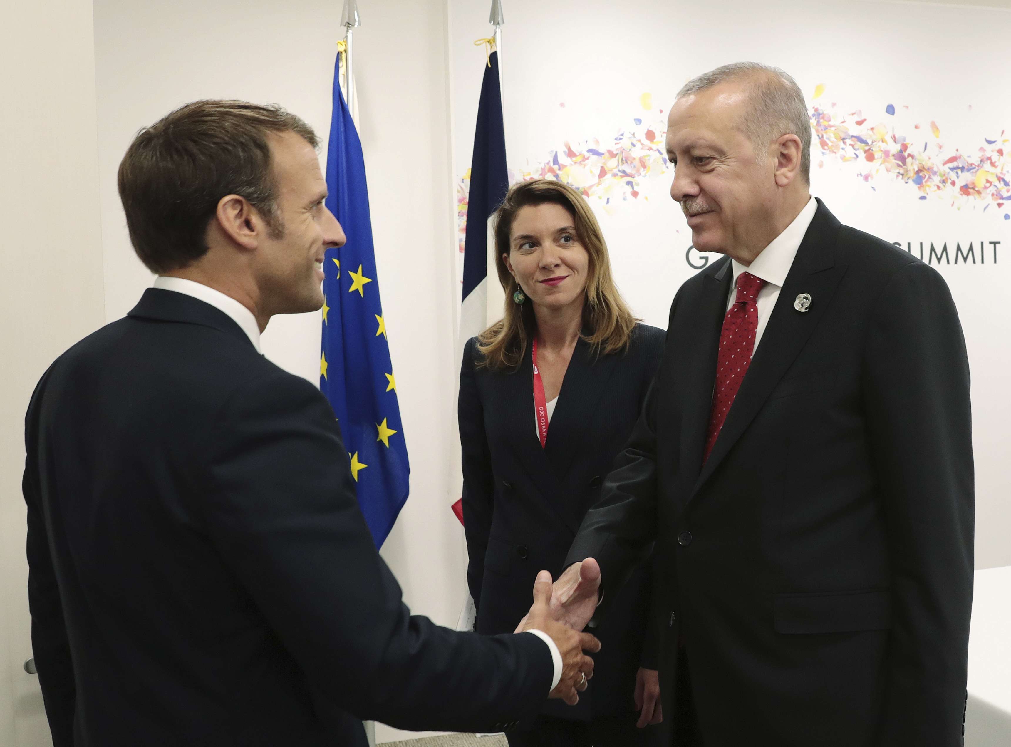 لقاء سابق بين اردوغان وماكرون