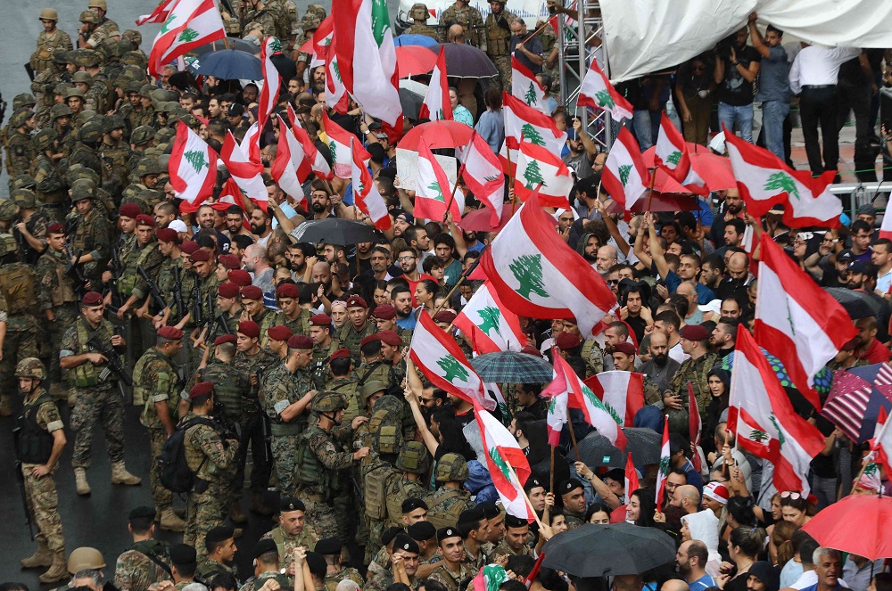 المحتجون في لبنان