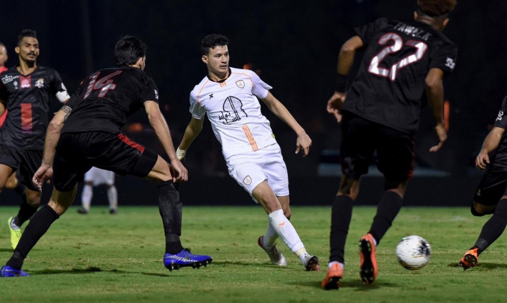 الشباب والوحدة