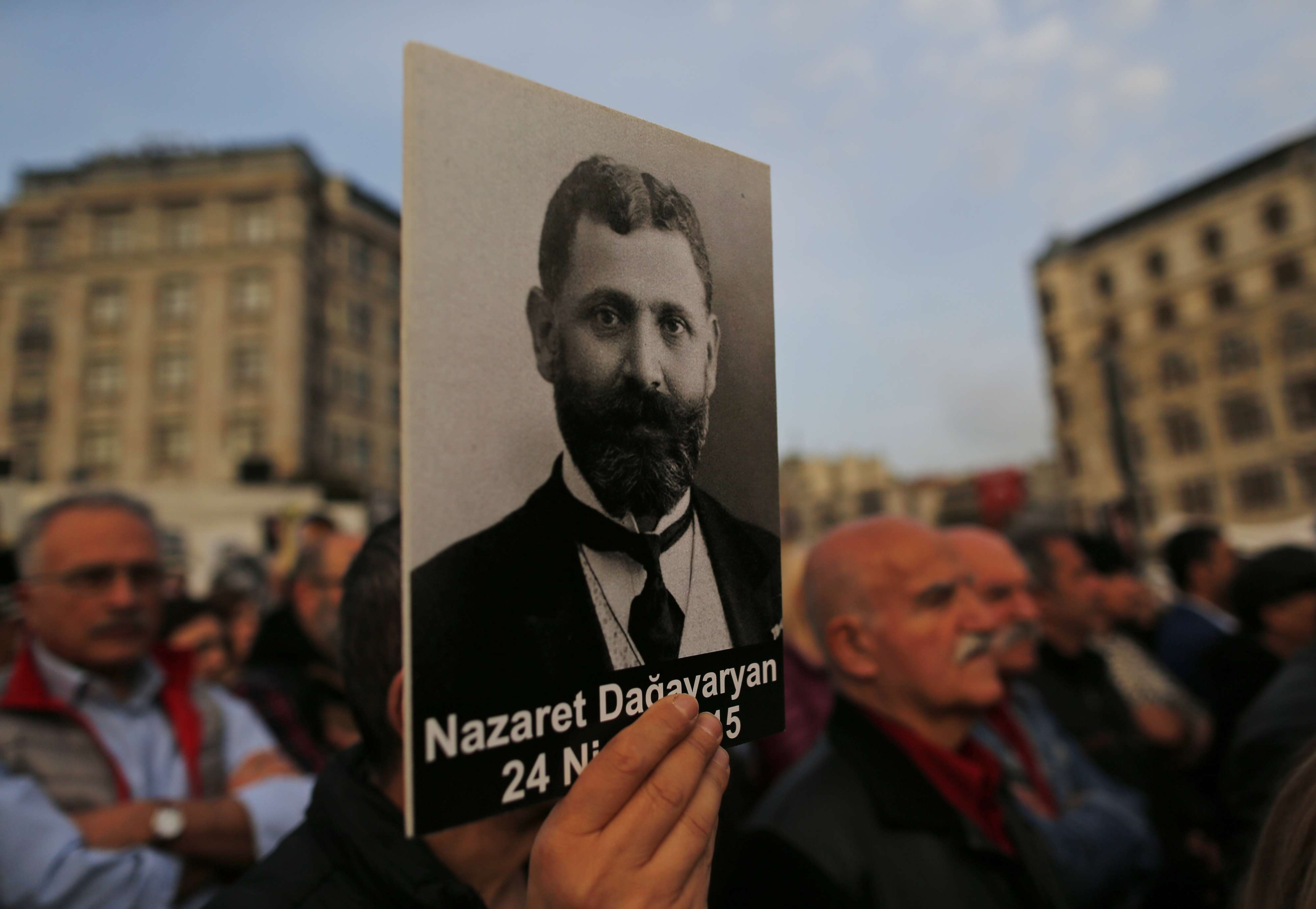 تركيا تعترف بتورط العثمانيين في قتل الارمن لكنها تشكك في الارقام