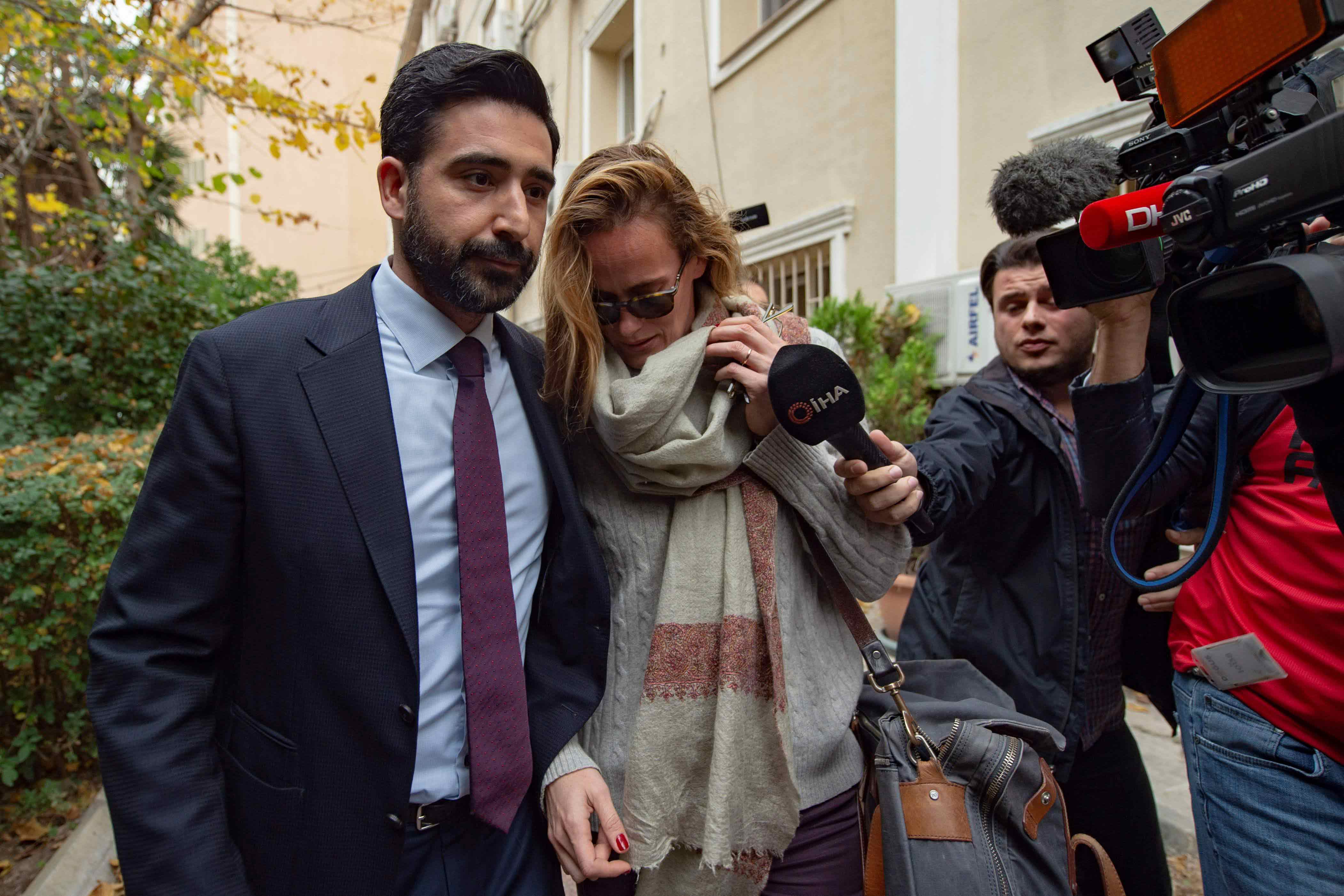 التحقيق مع زوجة لو ميسورييه متواصل