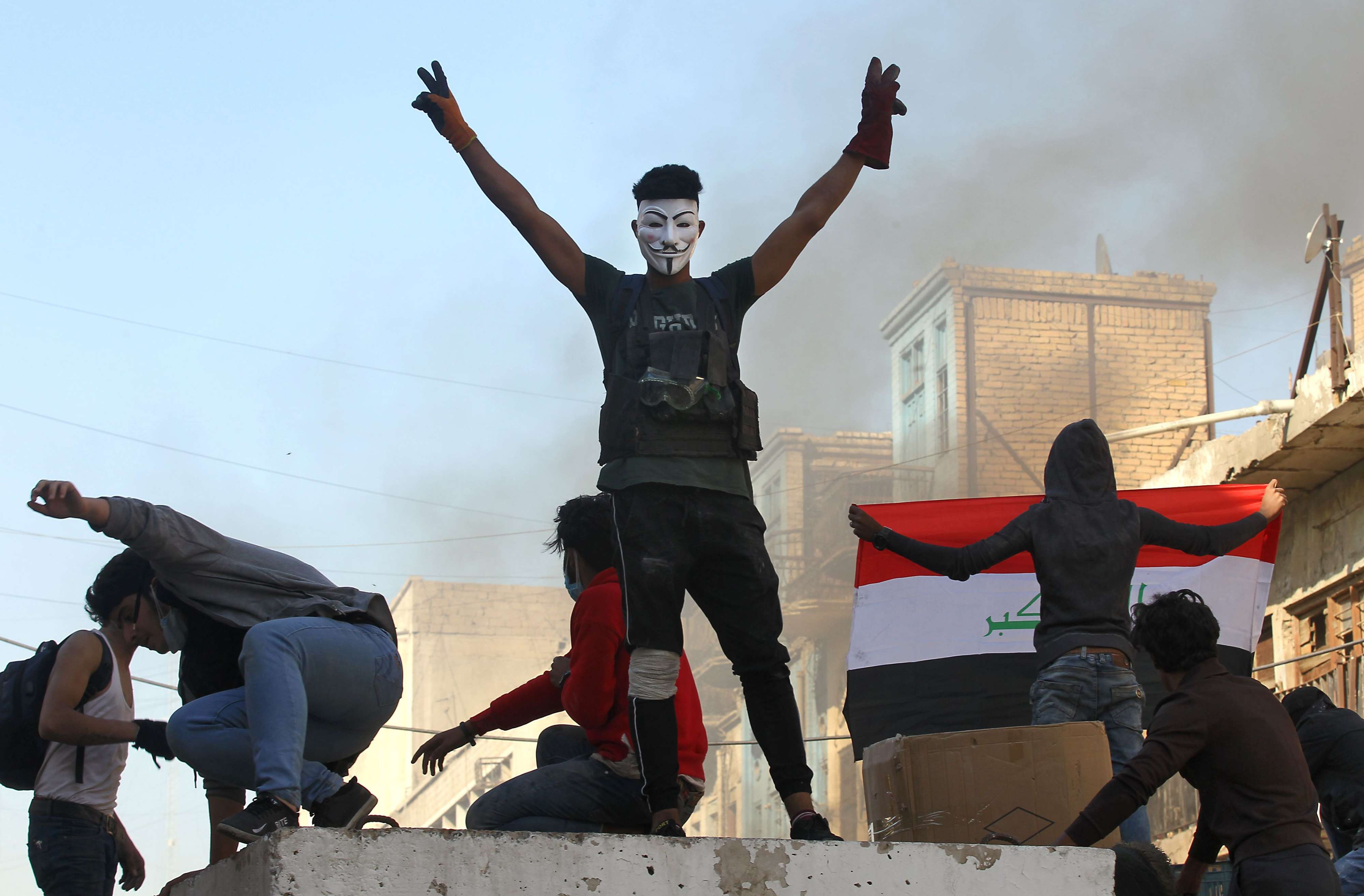 الشارع العراقي متمسك بمطالب "إسقاط النظام"