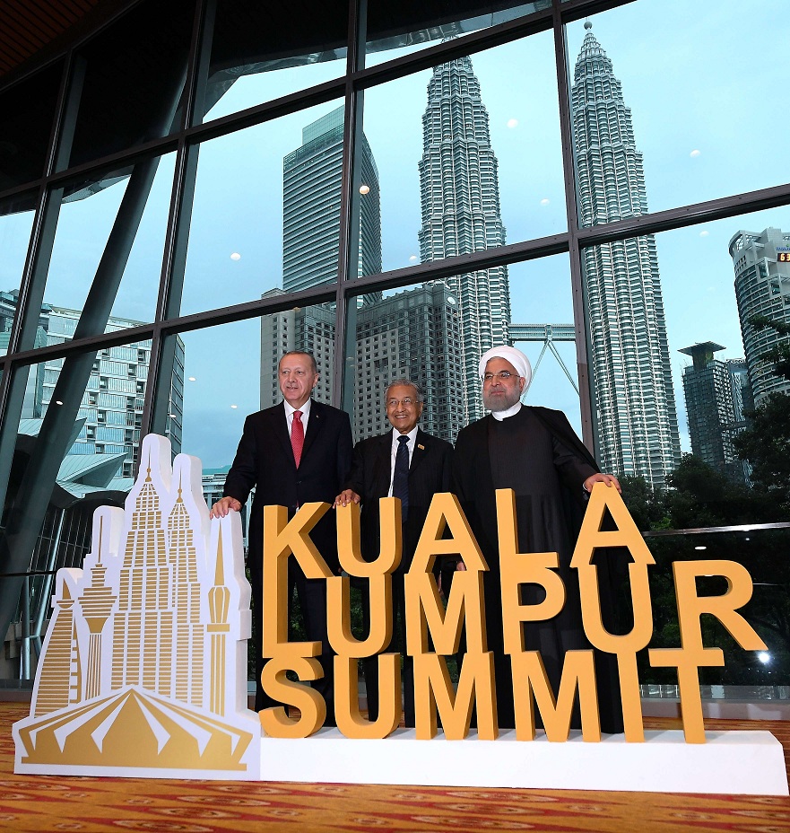 حضور ايران للقمة يأتي بحثا عن منفذ للالتفاف على العقوبات الأميركية