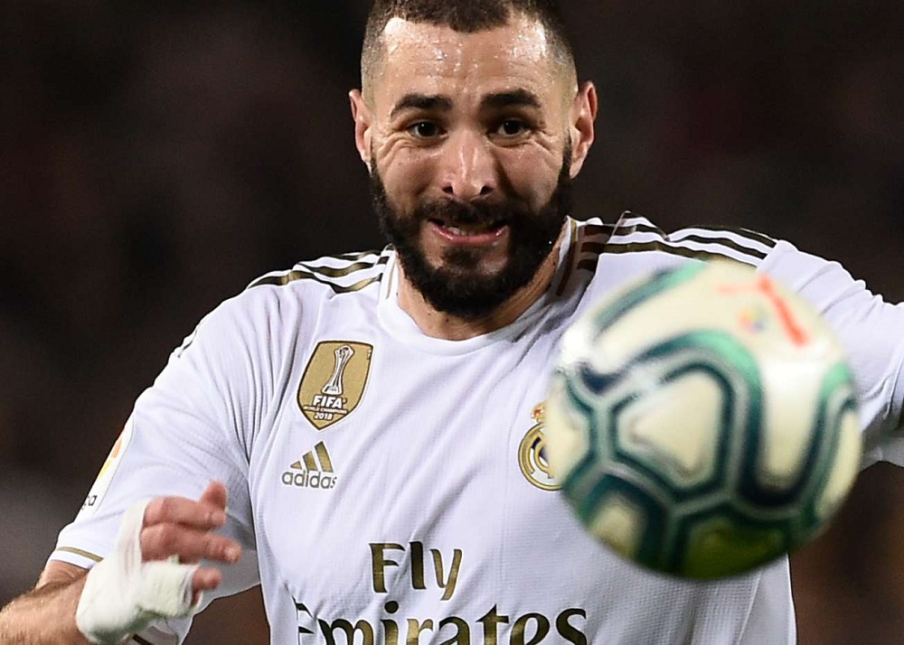 كريم بنزيمة مهاجم ريال مدريد
