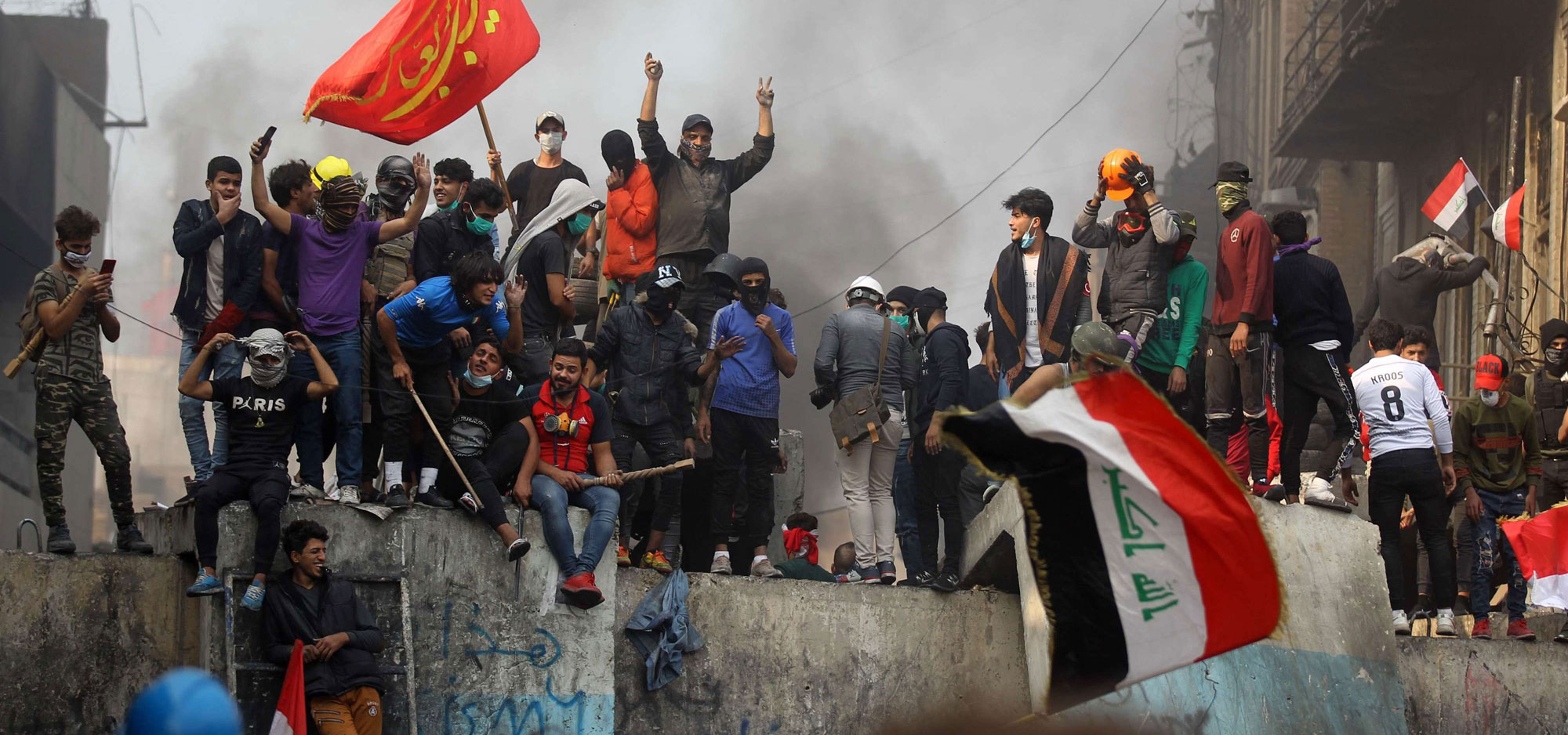 الحراك الشعبي العراقي يتمسك بالشارع حتى رحيل المنظومة السياسية ورموزها