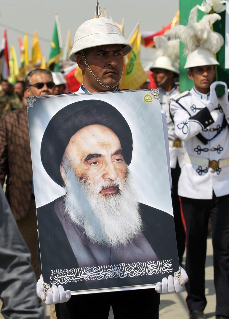 آية الله علي السيستاني المرجعية الدينية العليا لشيعة العراق 