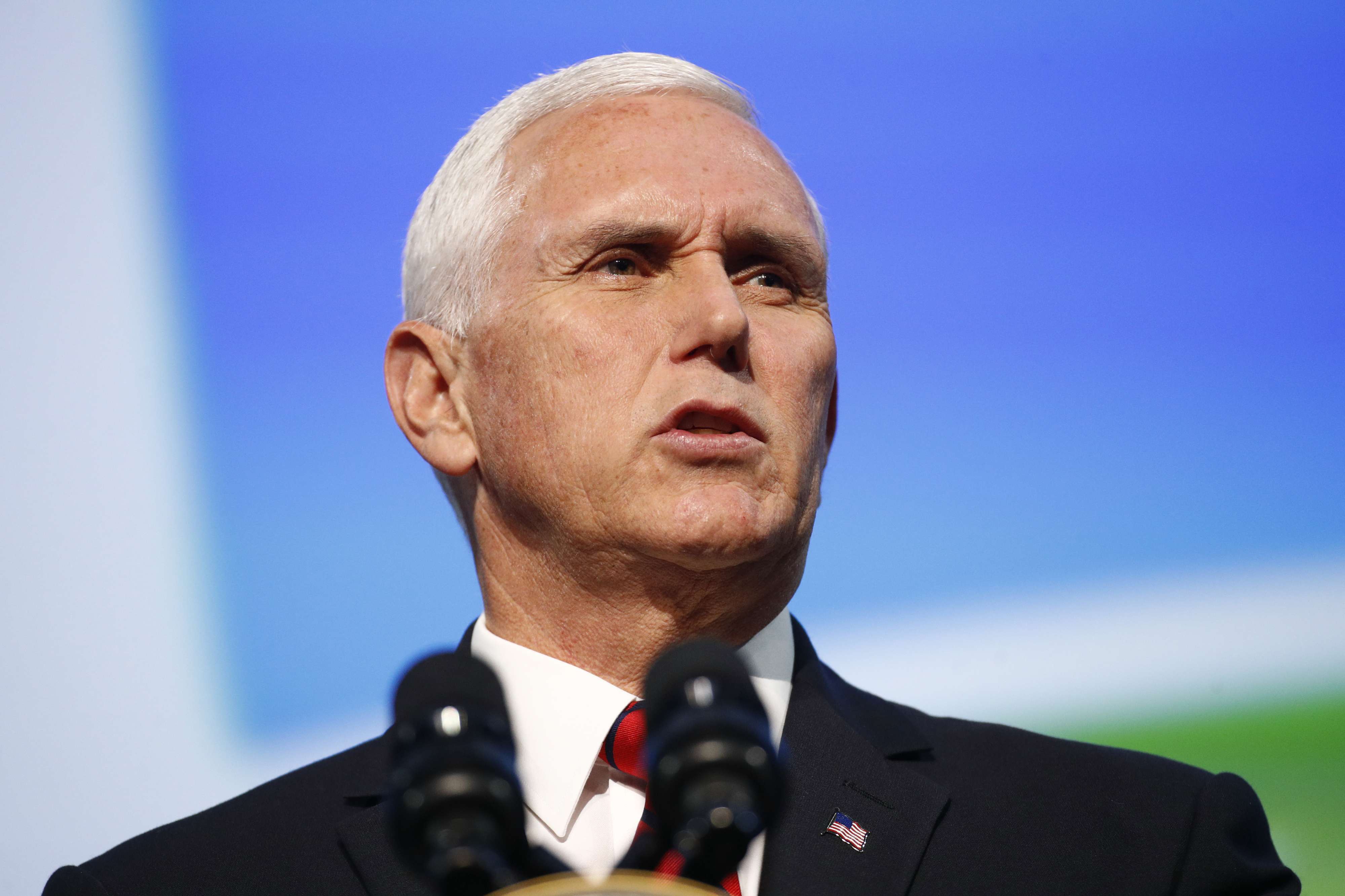 نائب الرئيس الاميركي مايك بنس 