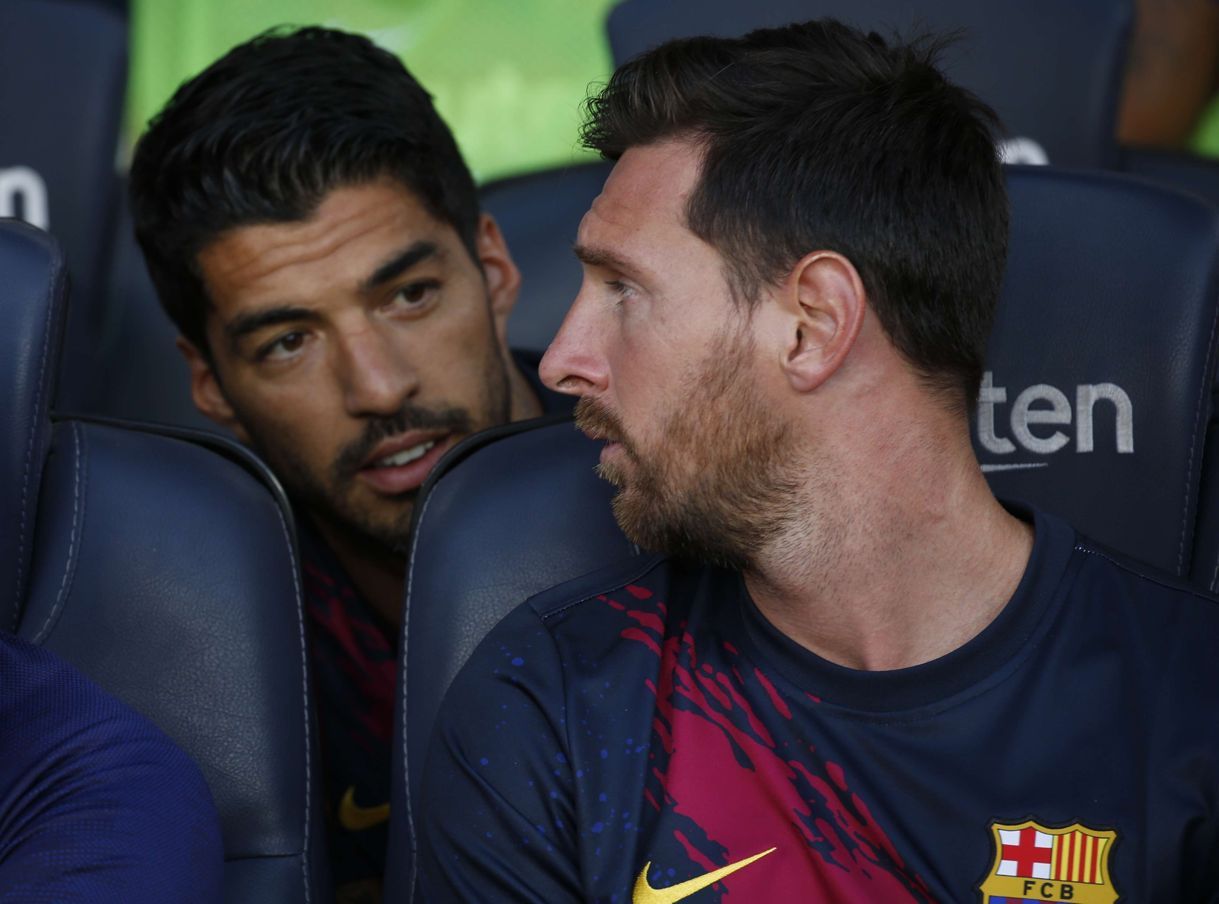 ميسي ينتقد أجواء برشلونة