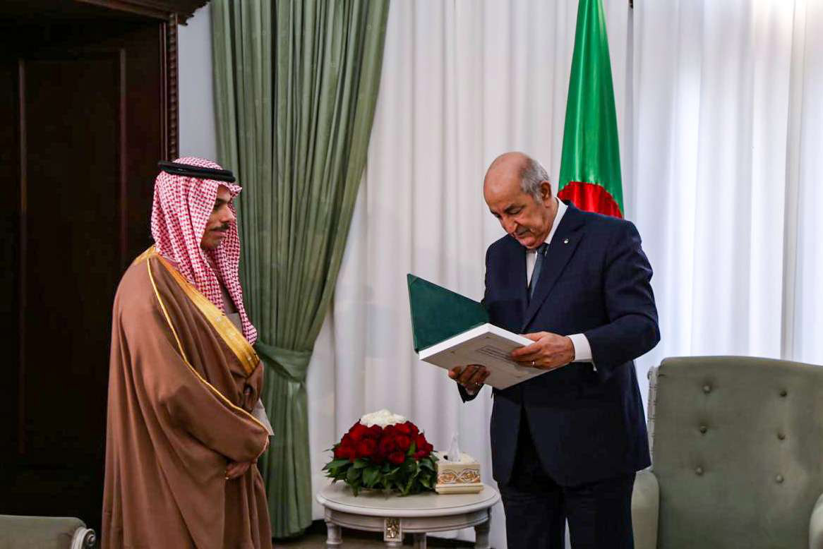 تبون يخص السعودية بأول زيارة دولية له منذ توليه الرئاسة
