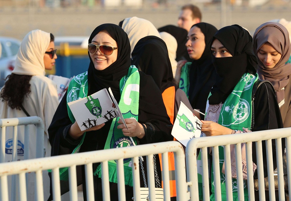 السعوديات في الملاعب