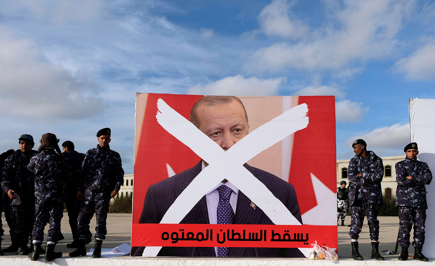 أردوغان يورط جنود بلاده بمعركة خاسرة في ليبيا