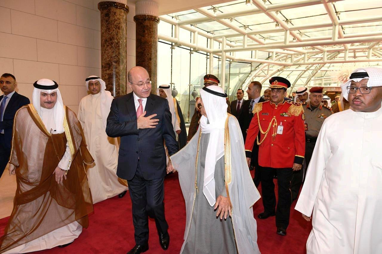 الشيخ صباح الأحمد الجابر الصباح أمير الكويت والرئيس العراقي برهم صالح