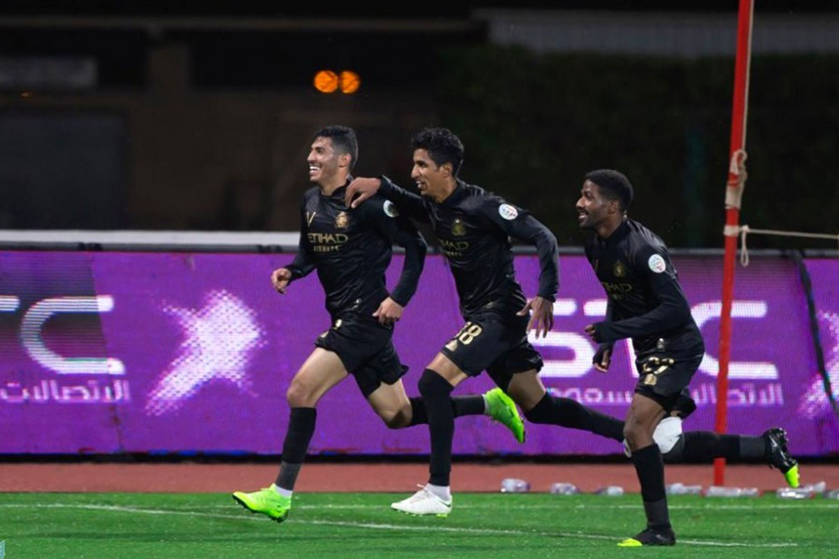 النصر يقلص الفارق مع الهلال إلى ست نقاط