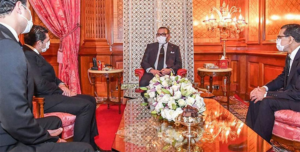 Moroccan King Mohammed VI with ministers at the palace