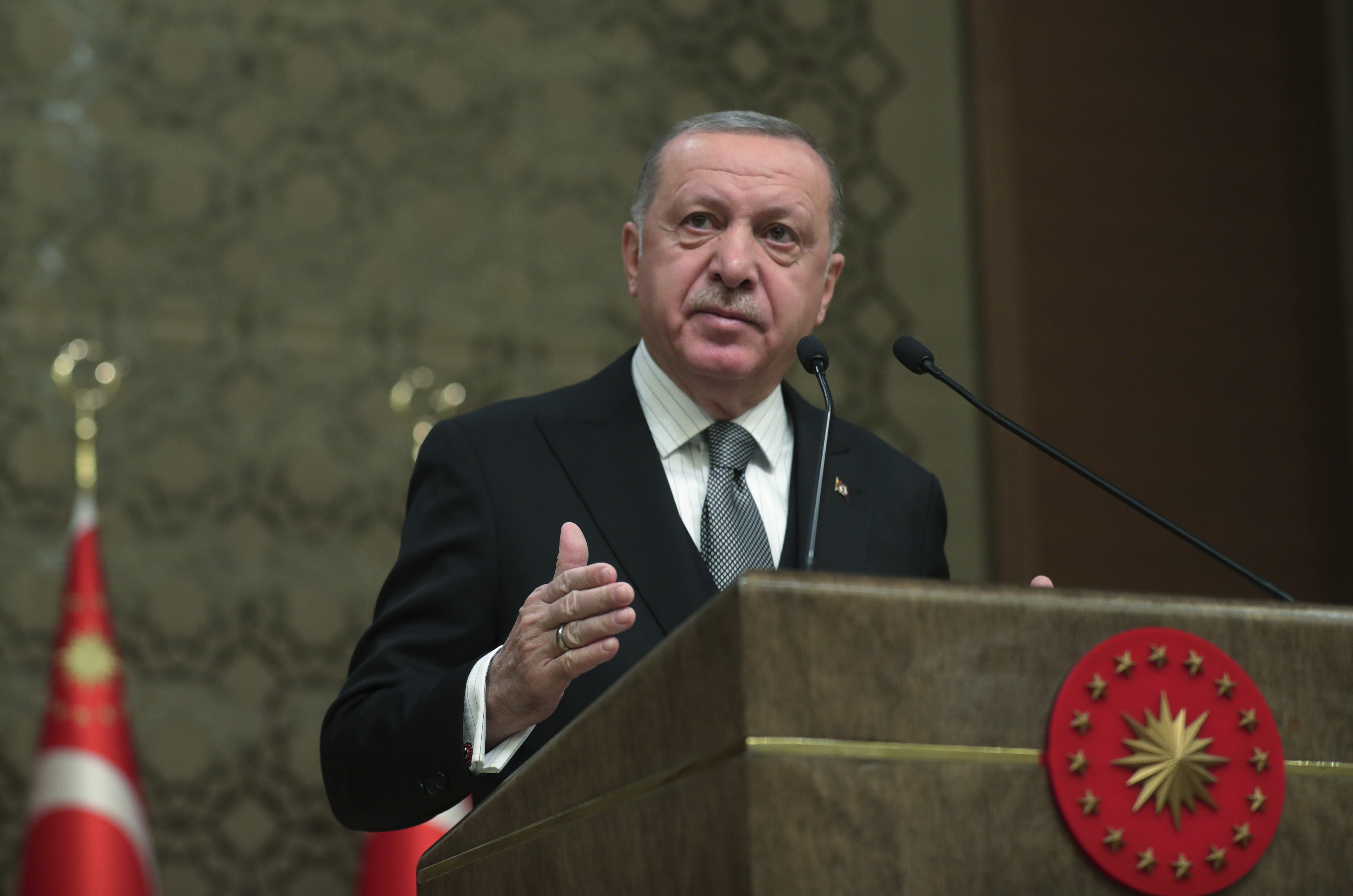 أردوغان يخطط لبسط نفوذه في ليبيا وسوريا وتثبيت مشروع سيطرة الإخوان على المنطقة