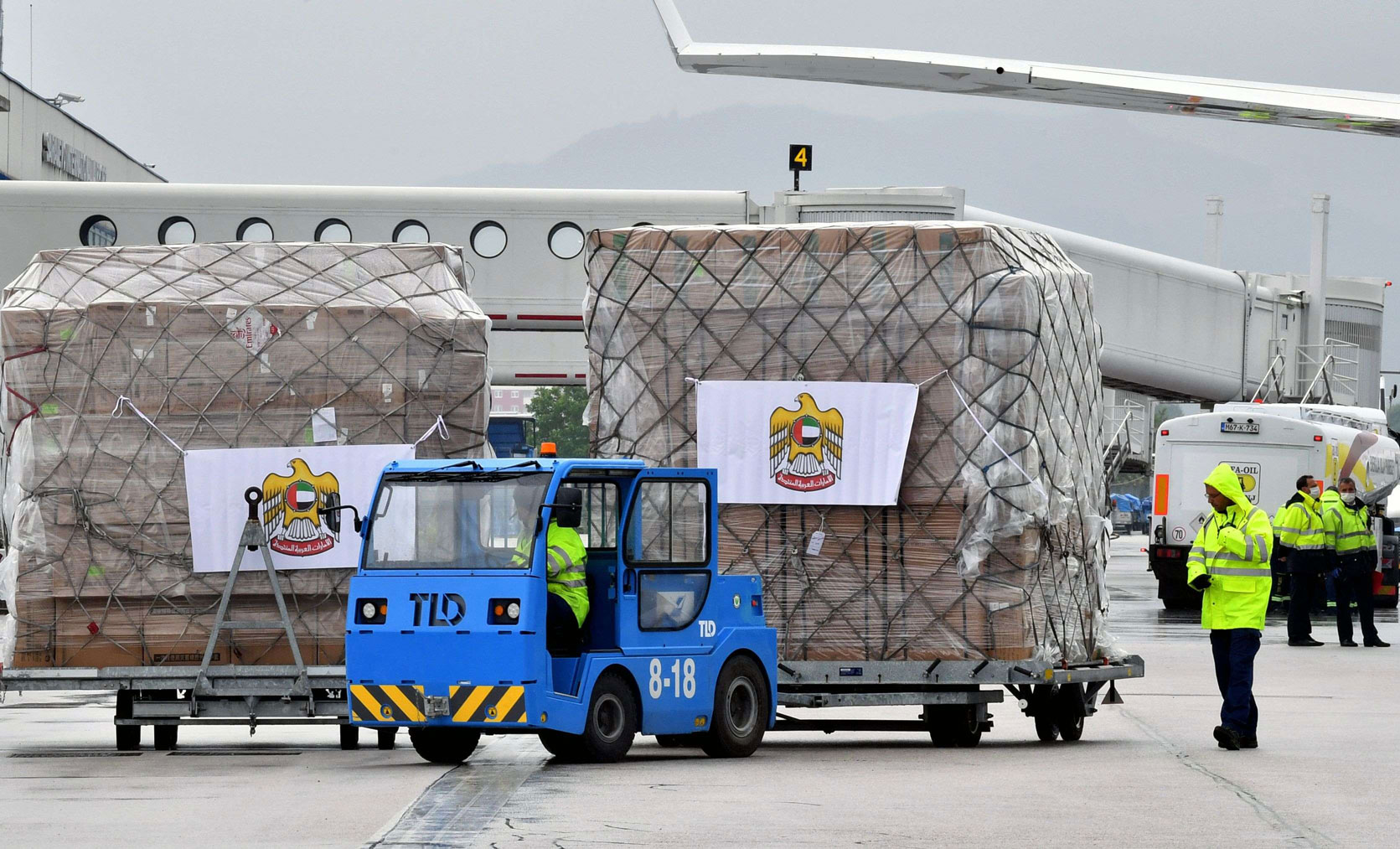 المساعدات الطبية الاماراتية للمشاعدة على مكافحة كورونا وصلت الى عشرات الدول حول العالم