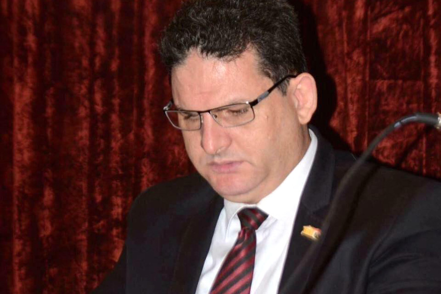 إلى الإنسانية