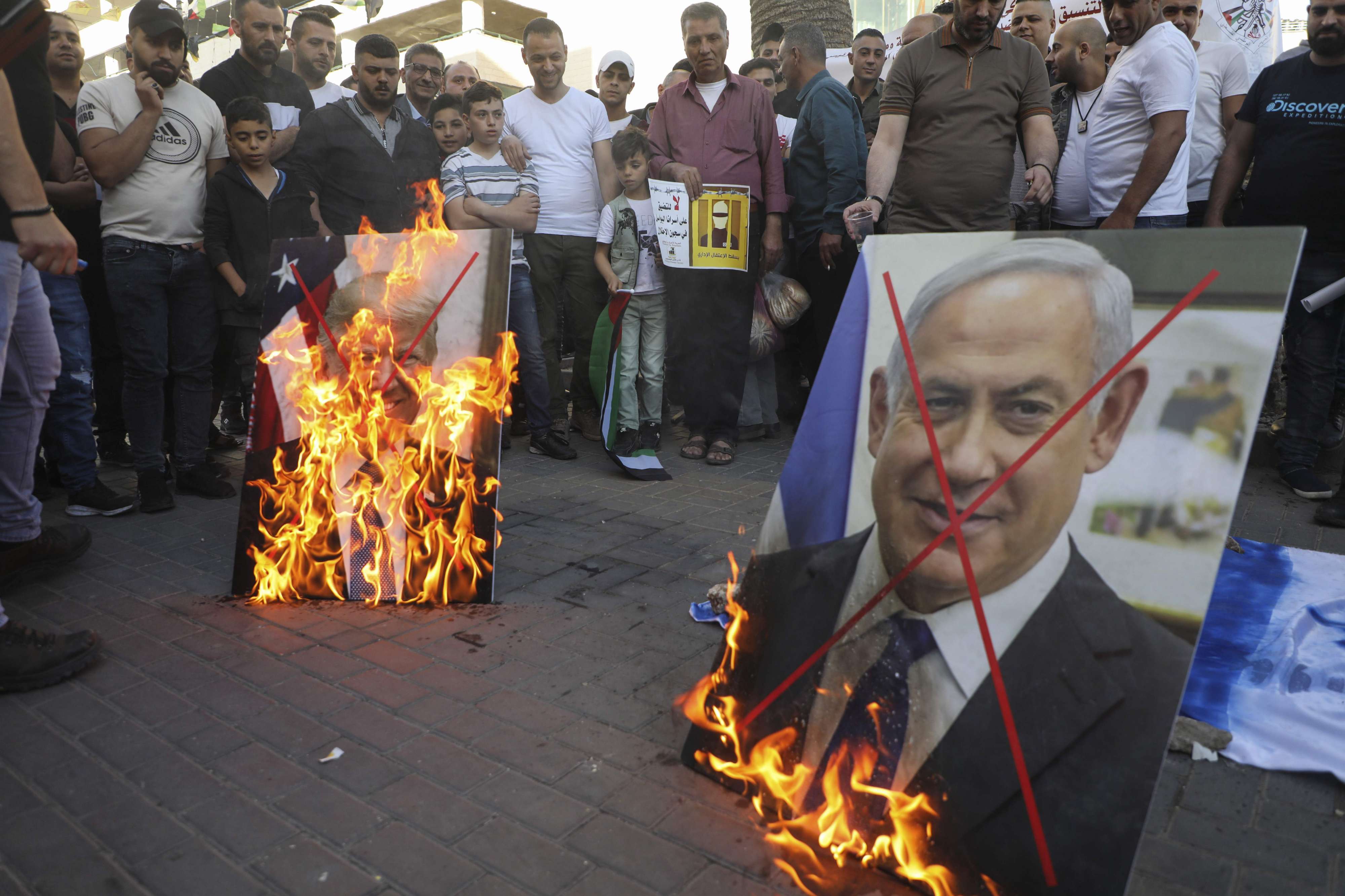 الفلسطينيون عبروا عن غضبهم من قرار الضم