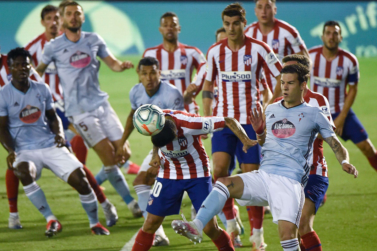 فريق المدرب سيميوني يفرط بفرصة الابتعاد عن مطارده اشبيلية الرابع