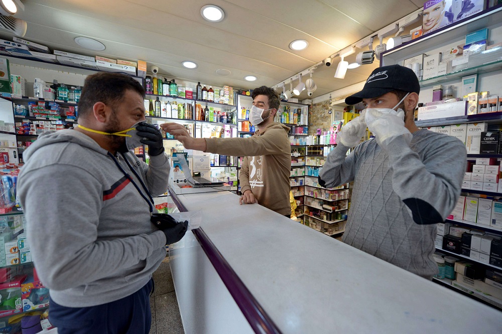 صيدلية في العراق