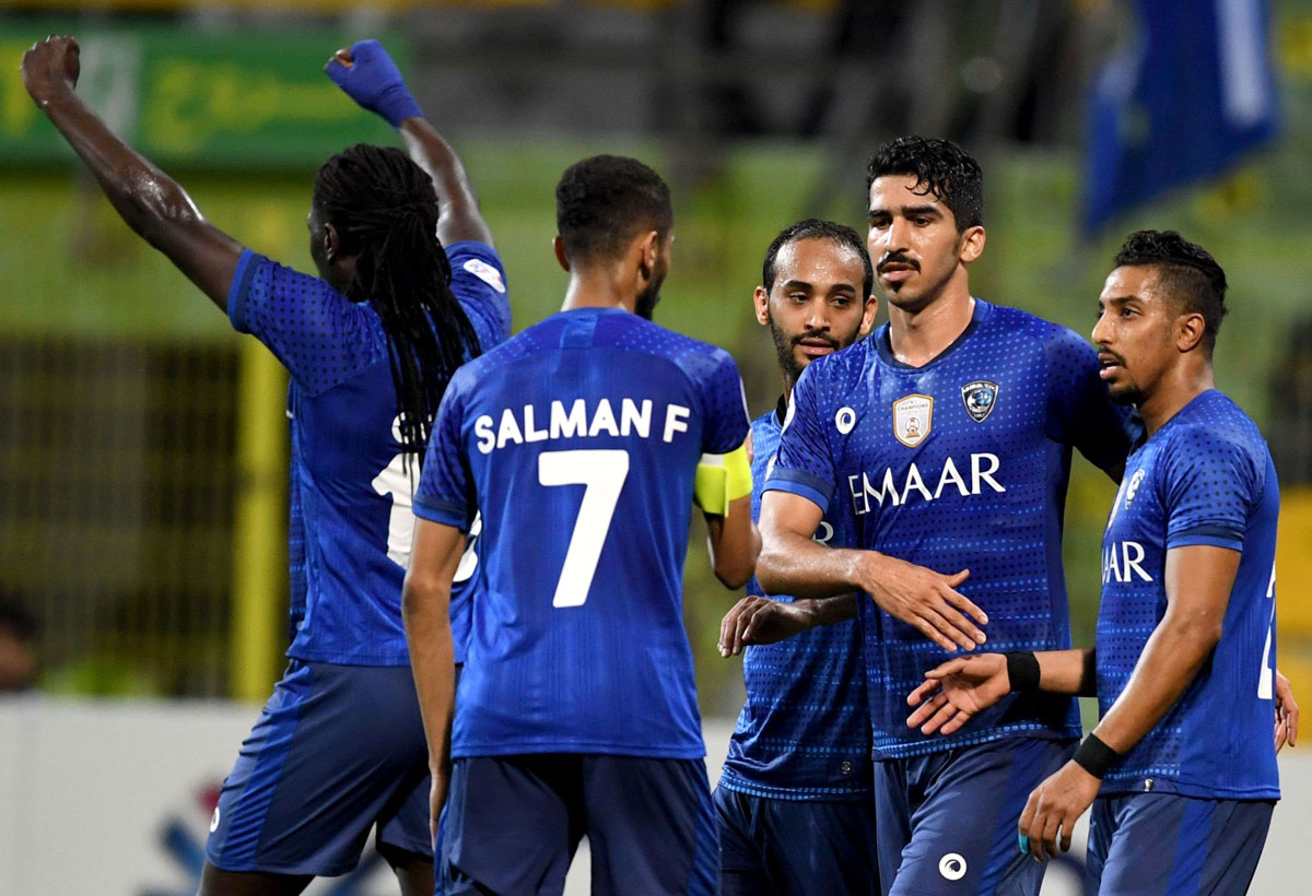  الهلال يتقدم بقوة نحو اللقب