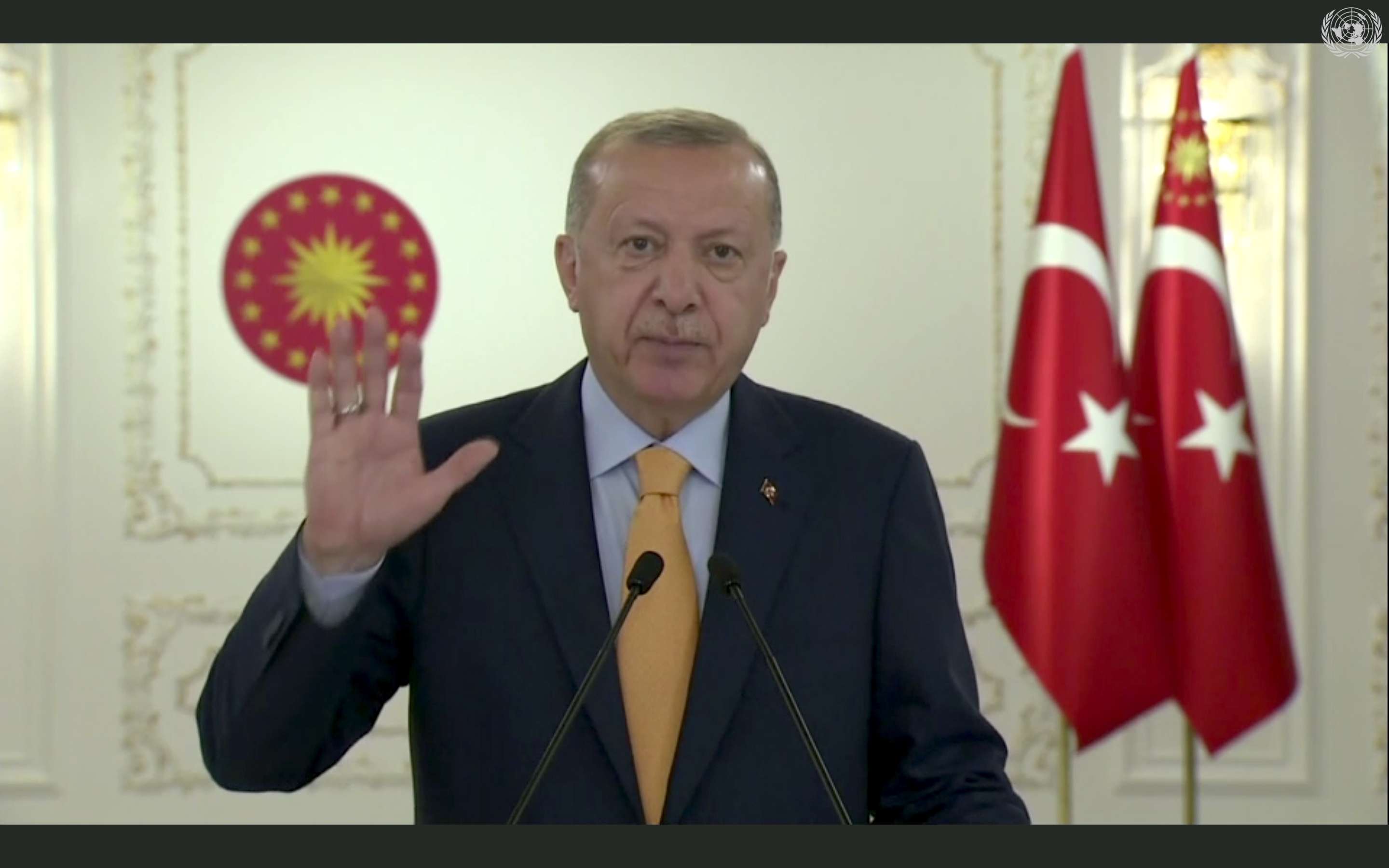 الضغوط الأوروبية تجبر اردوغان على خفض التصعيد في المتوسط