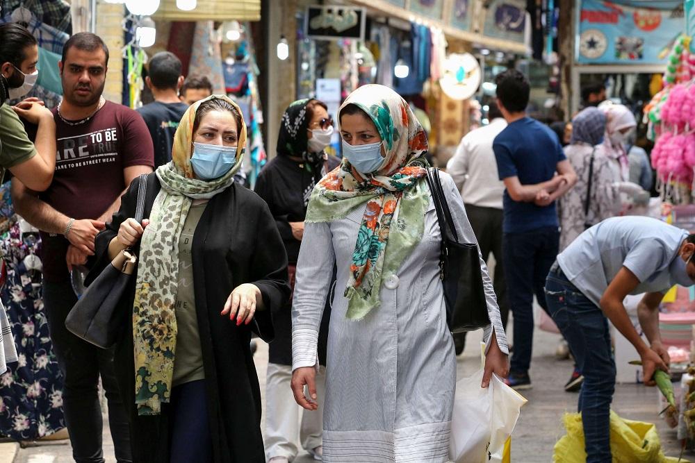 الشعب الايراني سيتحمل التكلفة الاقتصادية للعقوبات