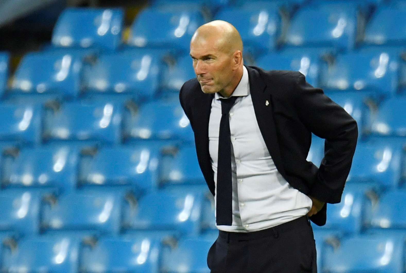 فوز ريال على برشلونة يخفف الضغوطات الكبيرة عن المدرب زيدان