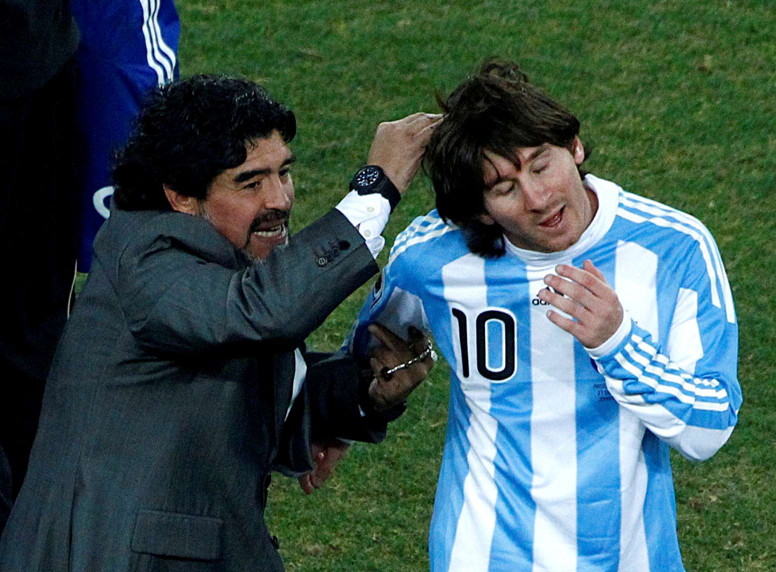 دييغو لا يتردد في قول أمور قد تؤلم ميسي، لا سيما عن إخفاقاته مع المنتخب الوطني
