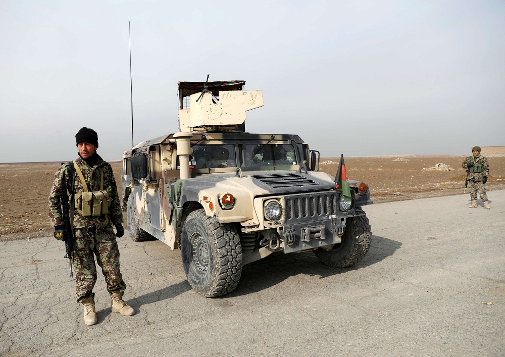 القوات الأفغانية غير مؤهلة بما يكفي ولا تملك امكانيات لمواجهة المخاطر الأمنية