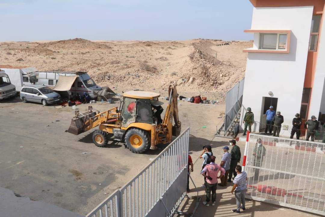 القوات المغربية اعادت فتح معبر الكركرات في وقت قياسي بعد دحر ميليشيات البوليساريو