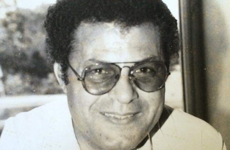 الشاعر المغبون
