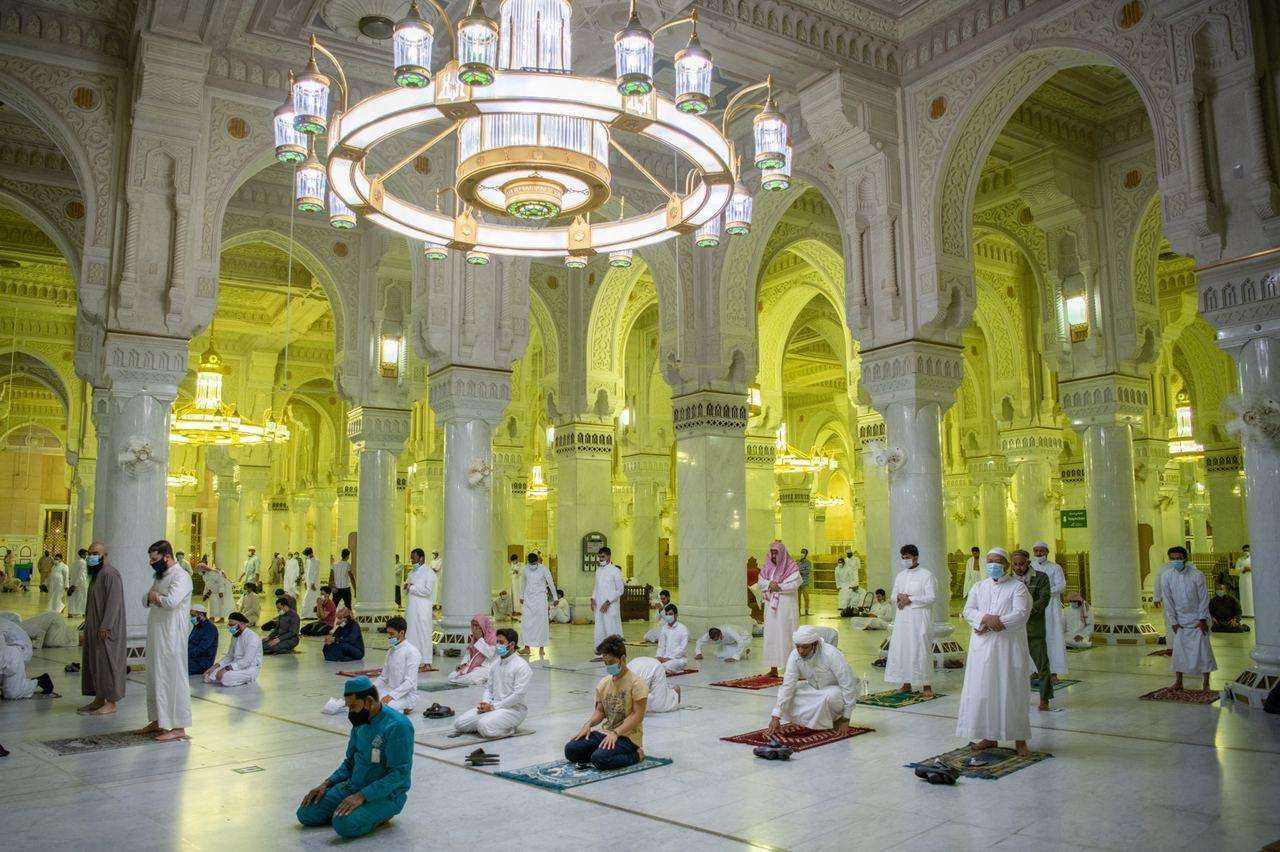 السلطات الدينية السعودية وجهت تعميما للخطباء والأئمة بالتوعية من خطر الاخوان وفكرهم على الأمة