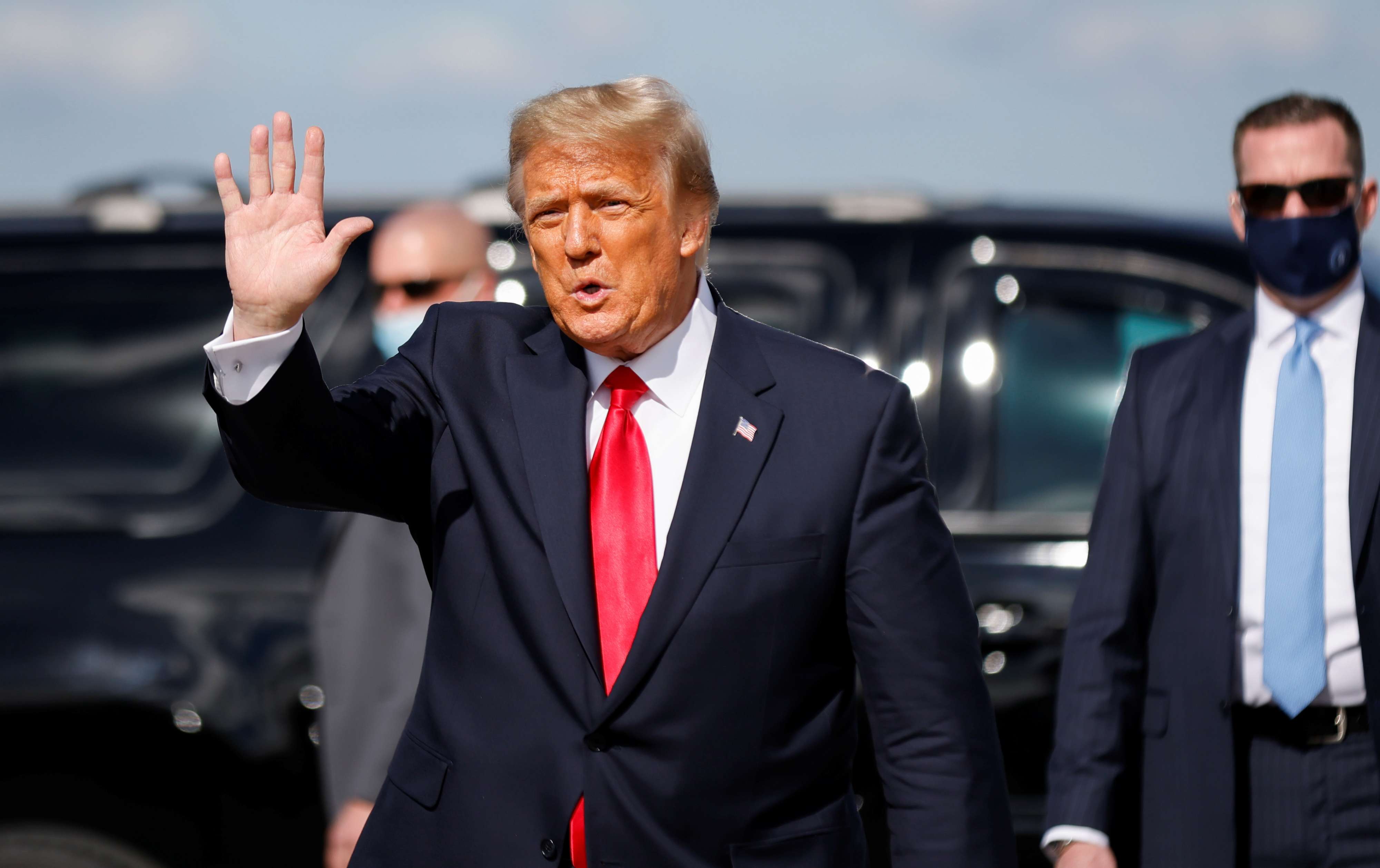 ترامب داس على كل الأعراف فترة ولايته