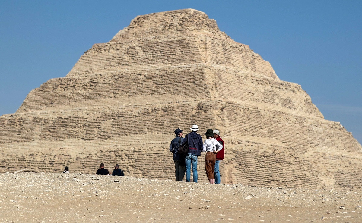 منطقة سقارة قرب أهرام الجيزة في مصر 