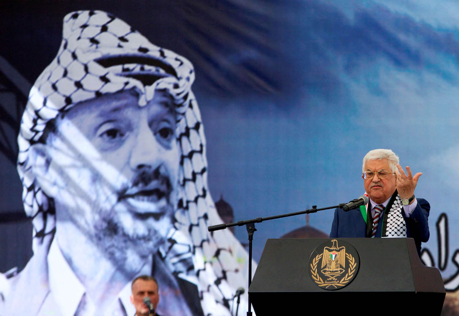 الرئيس الفلسطيني محمود عباس يلقي كلمة في ذكرى تأبين الزعيم الراحل ياسر عرفات