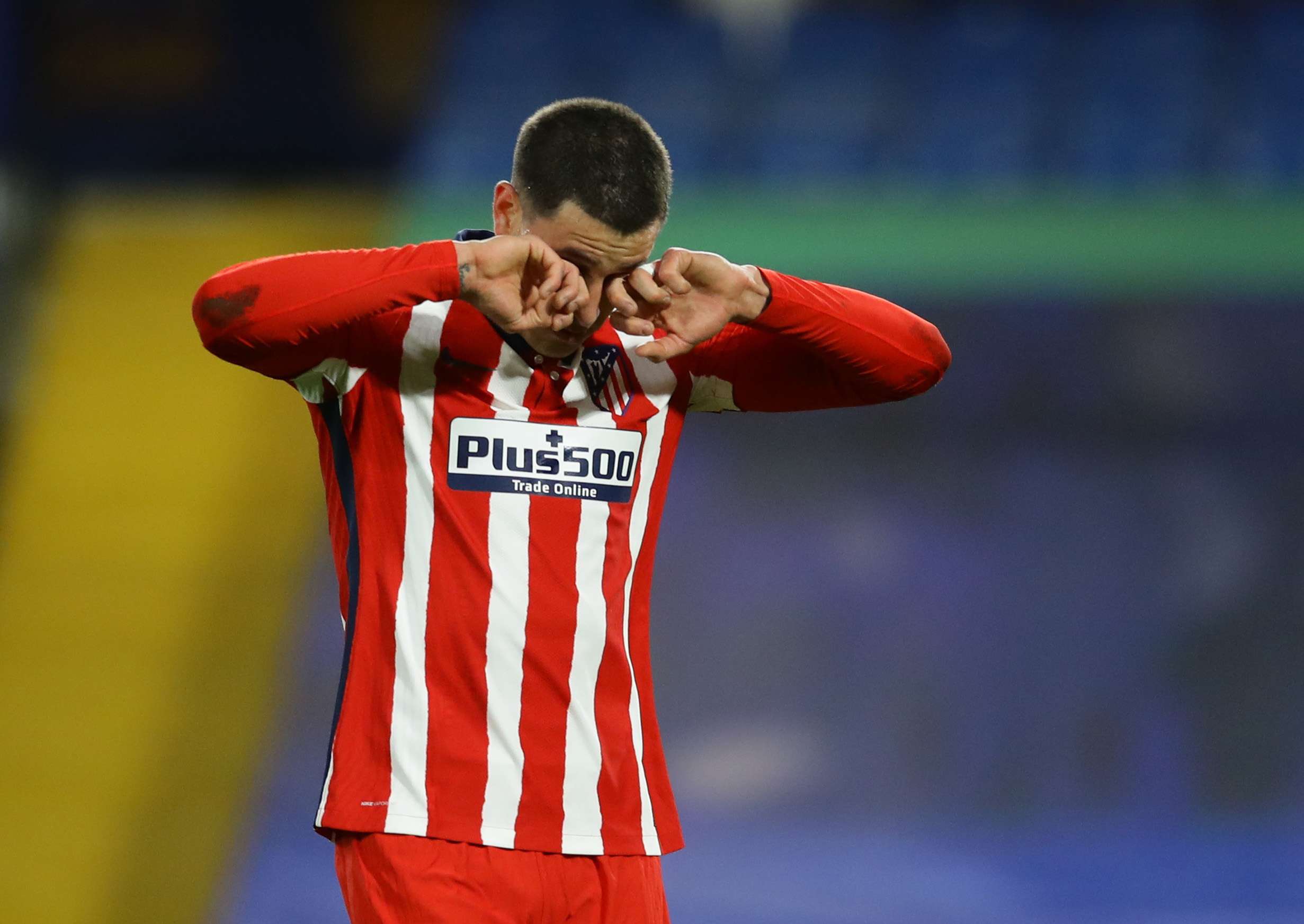 أتلتيكو لنسيان خيبة دوري الأبطال