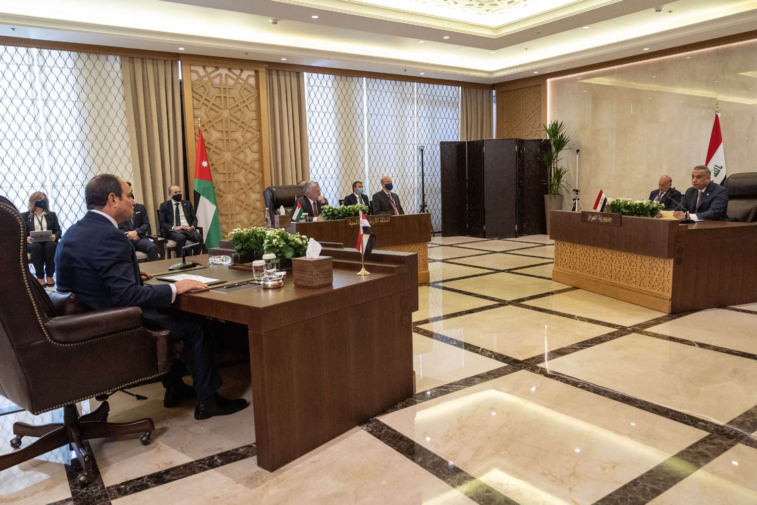 قمة ثلاثية للعاهل الأردني الملك عبدالله الثاني والرئيس المصري عبدالفتاح السيسي ورئيس الوزراء العراقي مصطفى الكاظمي في عمان