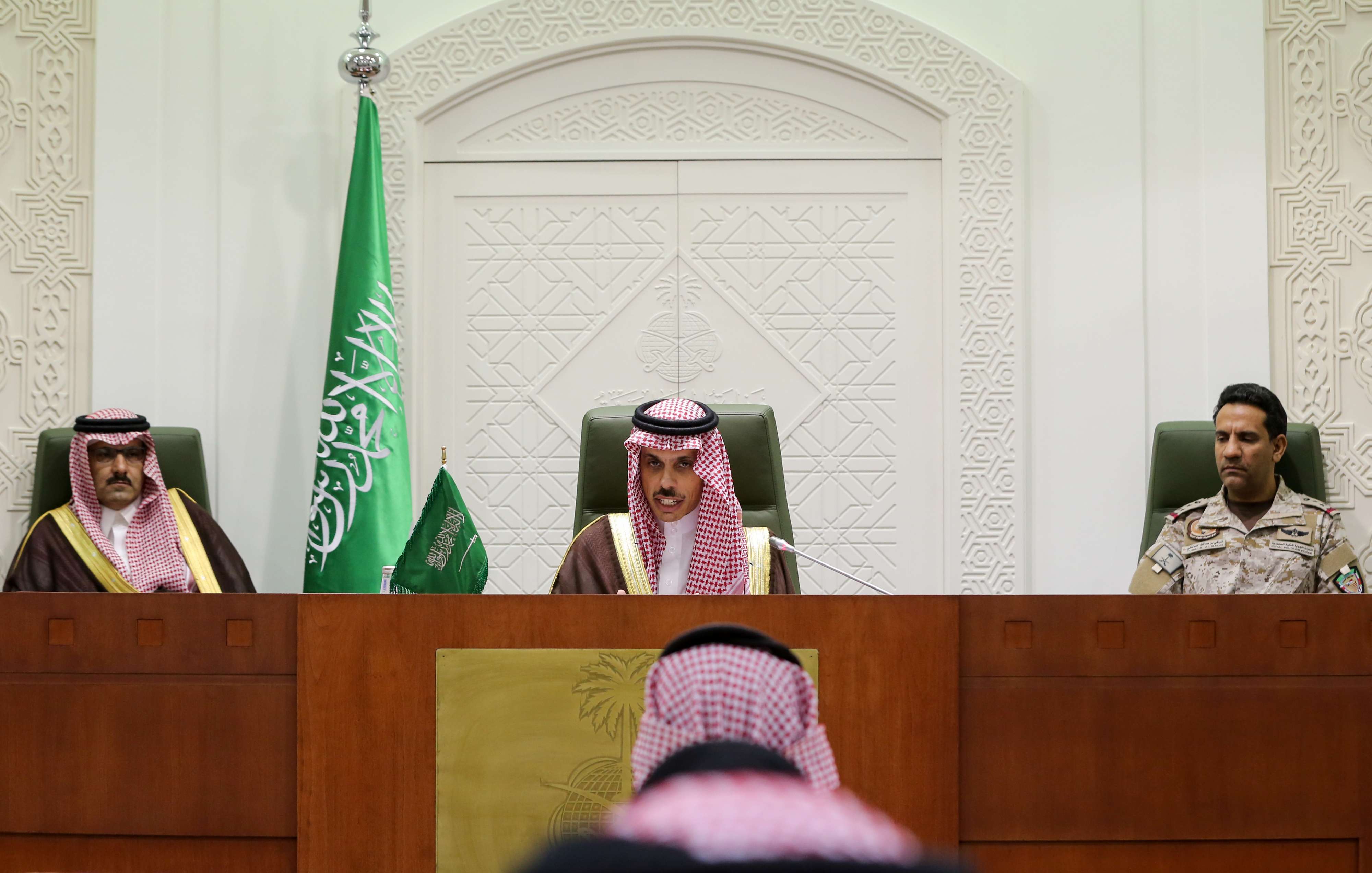 مبادرة الرياض لانهاء الأزمة اليمنية تعرّي نوايا الحوثيين وإيران