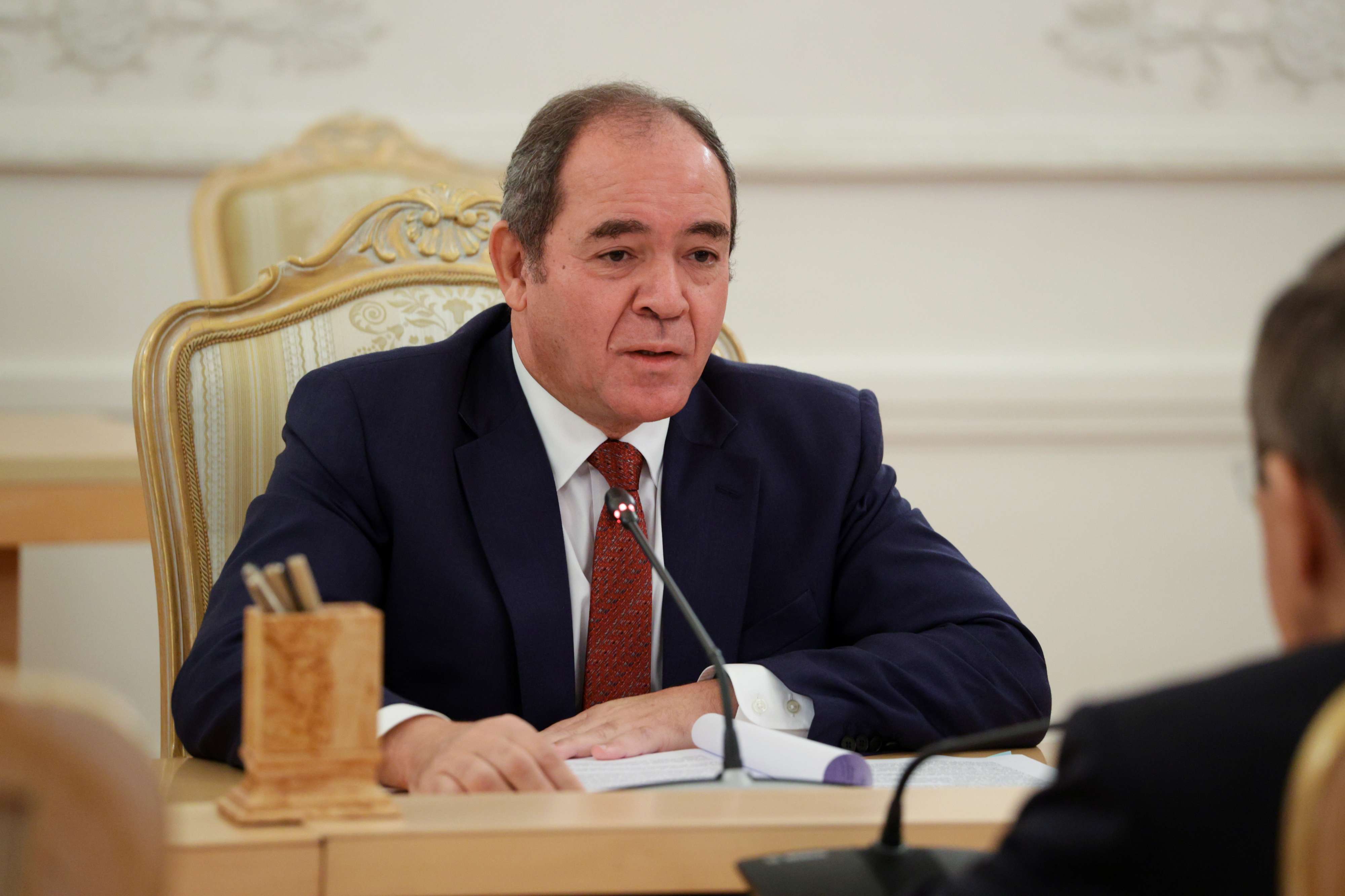 وزير الخارجية الجزائري صبري بوقادوم