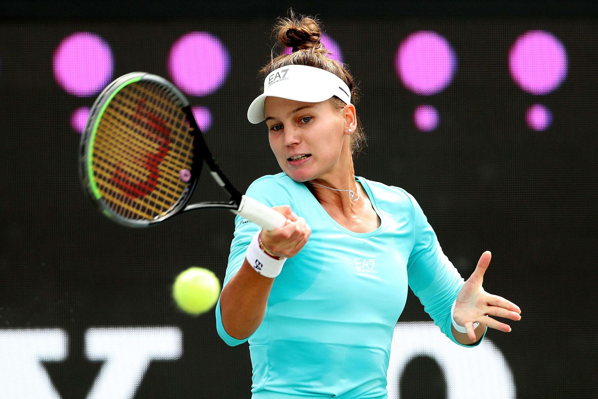 لاعب التنس الروسية تتطلع لتجديد الفوز على كوفينيتش