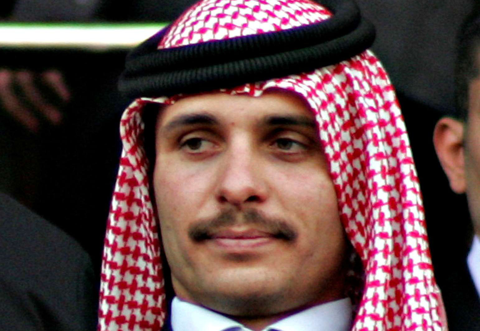 علاقات وثيقة تربط الامير حمزة بالعشائر القوية