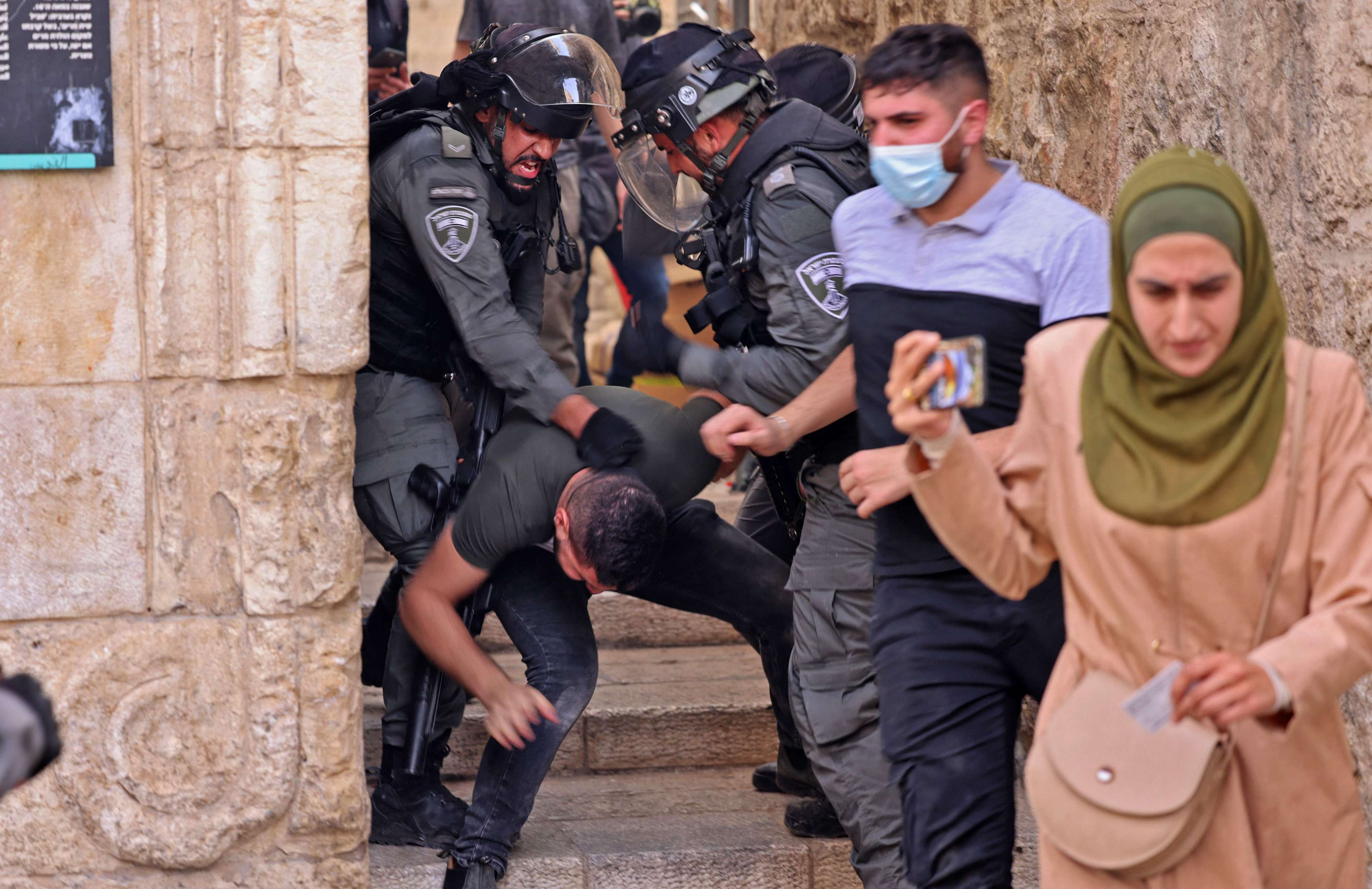 نتانياهو منح الضوء الاخضر لممارسة عنف غير مسبوق على الفلسطينيين في القدس