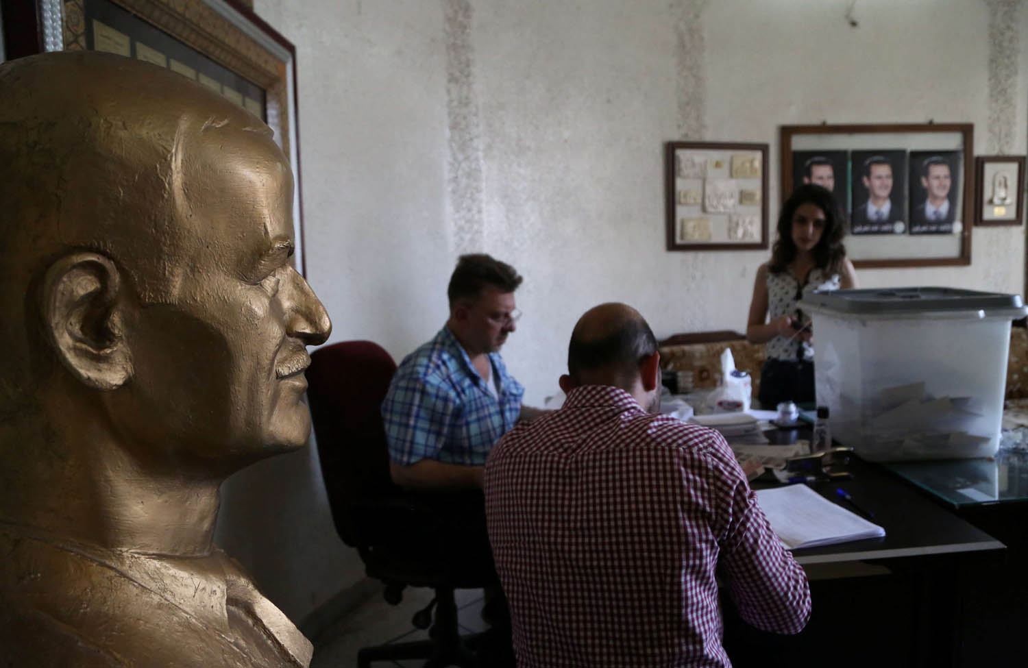 مركز انتخابي سوري