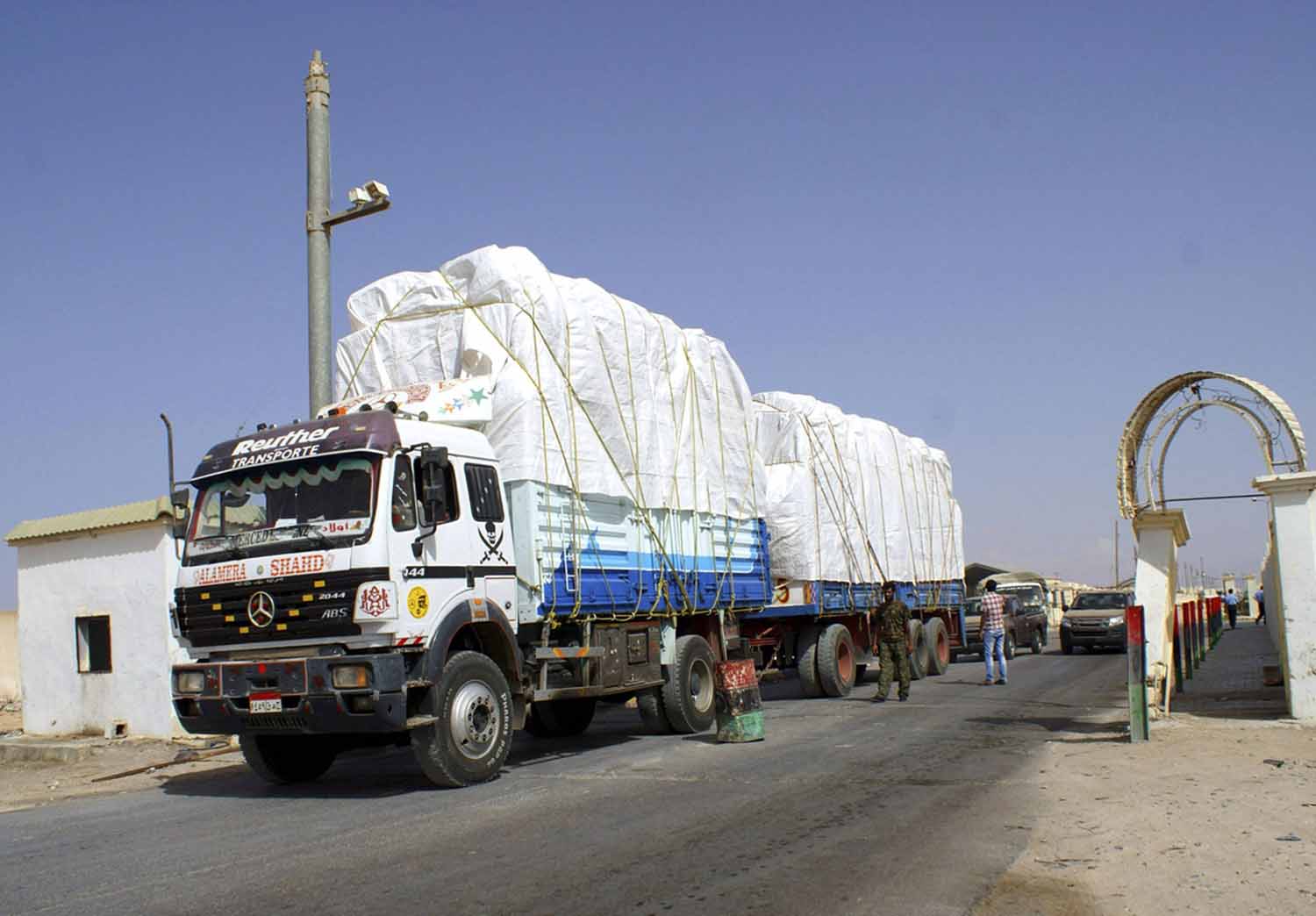 Egyptian food products are already widely available in Libyan shops