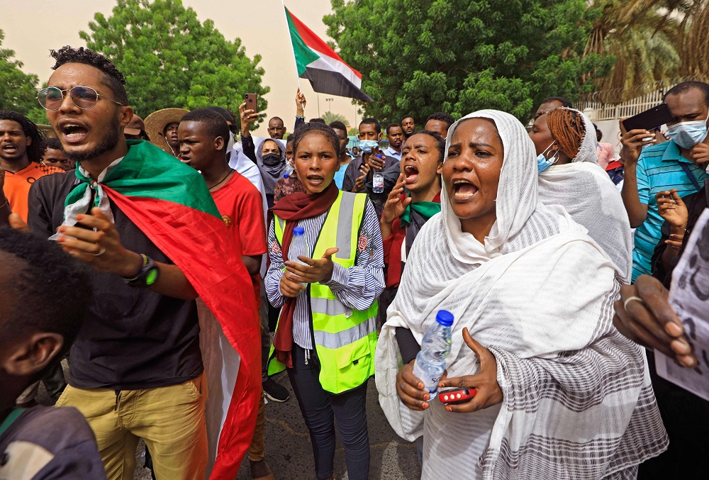 المحتجون في السودان