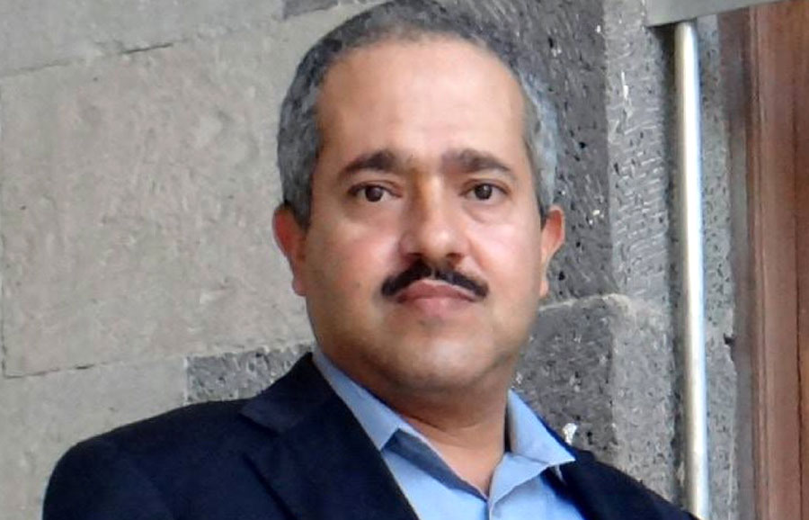 السارد المختال