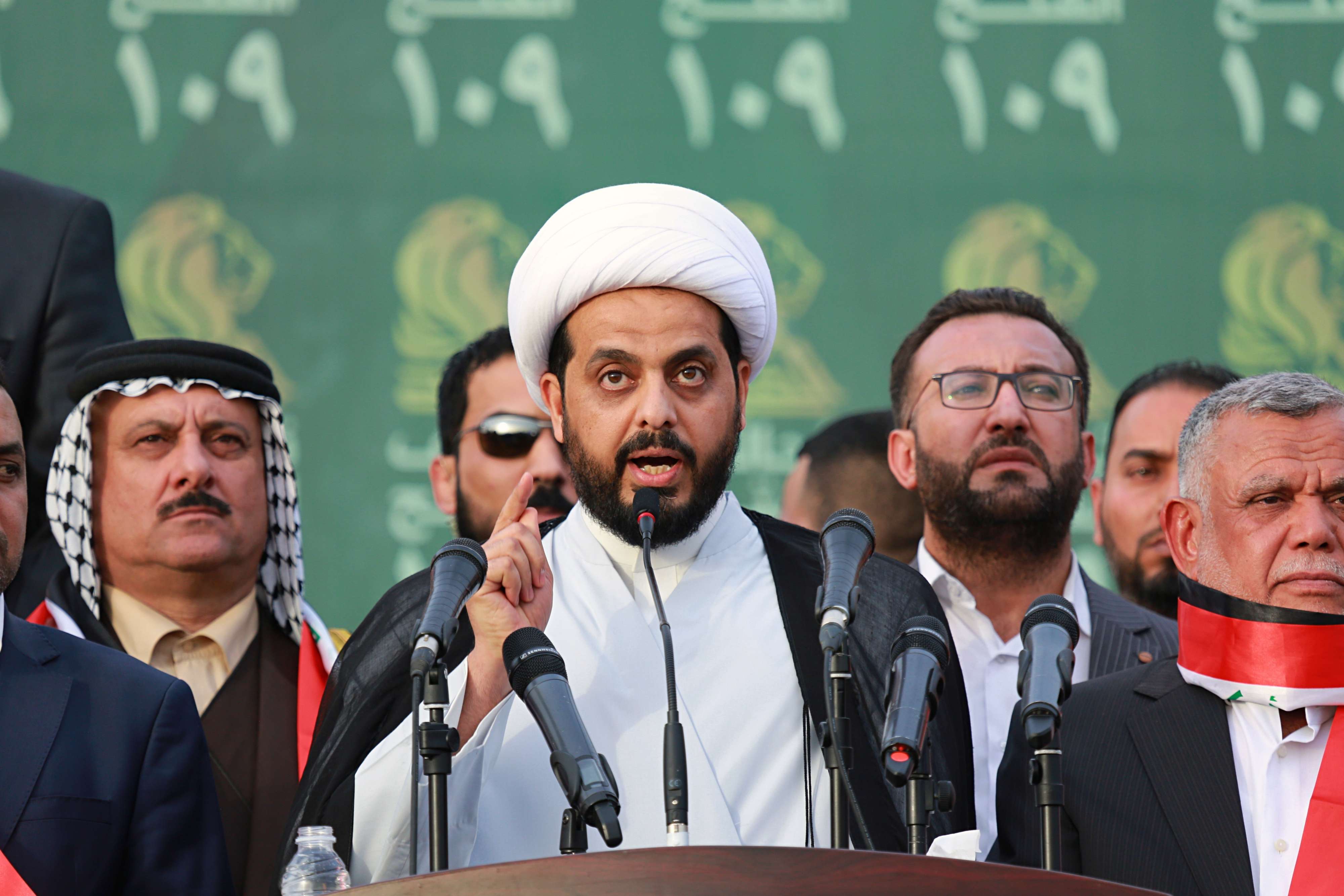 مصائب العراق عند خصوم الصدر فوائد