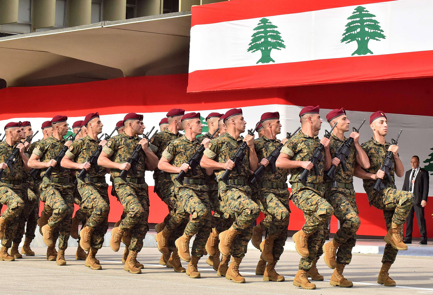 الجيش صمام الأمان 
